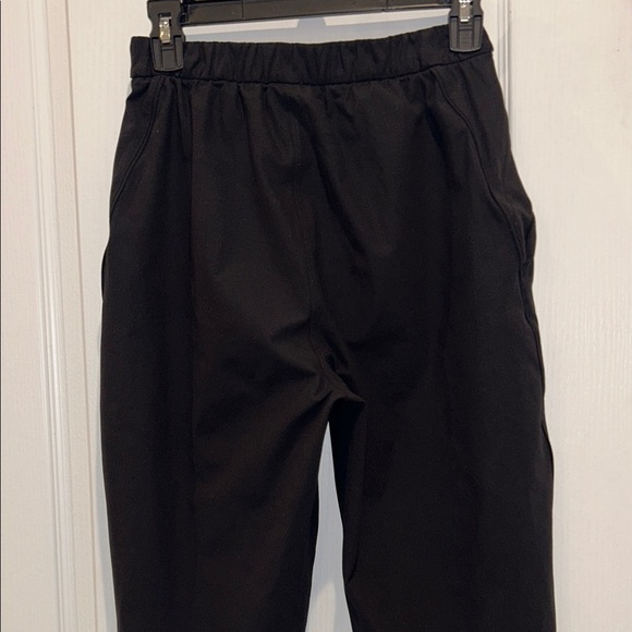 Lululemon Women’s Black Essential High-Rise Trouser, Size 6 - Picture 5 of 8